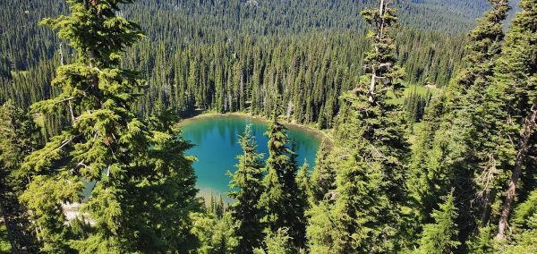 Upper Palisades Lake Camp