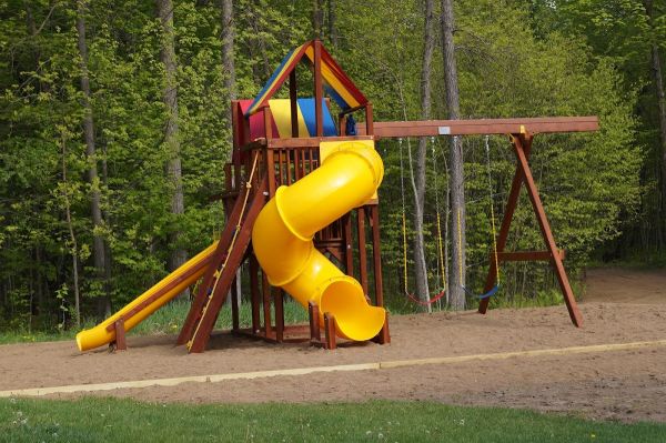 Camp Holiday Resort & Campground