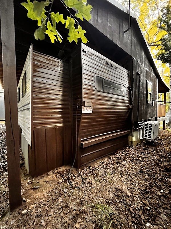 Lake Tillery Family Campground