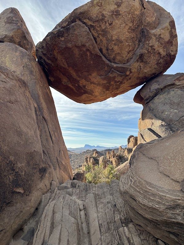 Grapevine Hills (GH2, GH3)