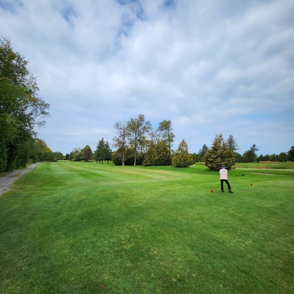 Lyndhurst Golf Course Trailer Park