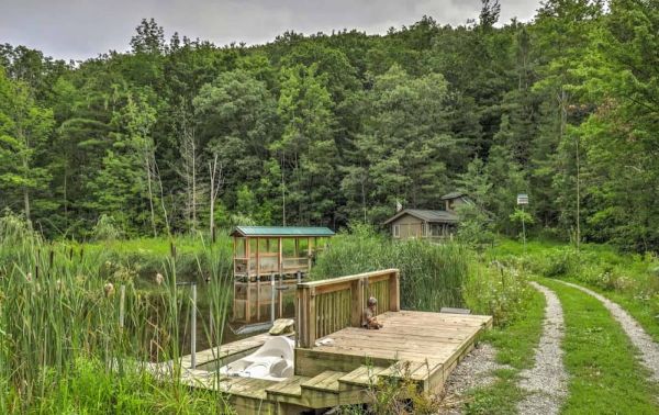 Shangri-La Cottages, Campground & Marina