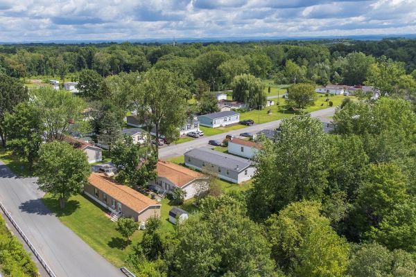 Hill's Mobile Village