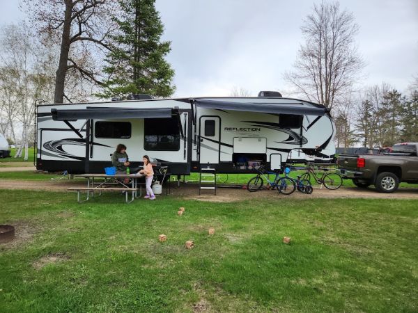 Pete's Retreat Campground & RV Park