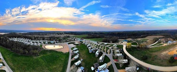 Whitetail Bluff Camp & Resort