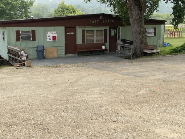 Yellowstone Lake Chalet Campground