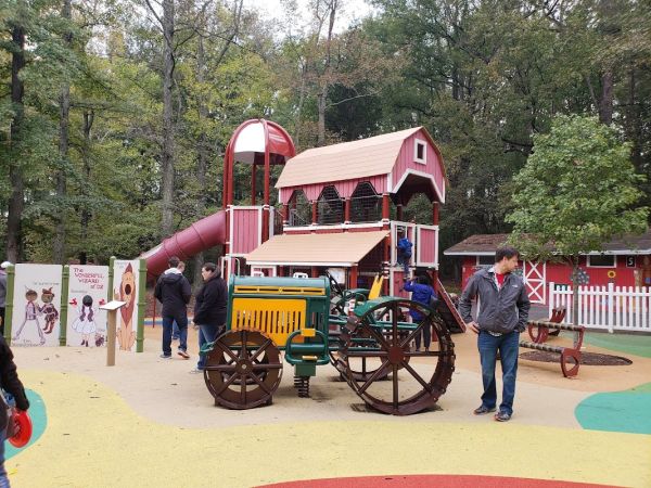 Watkins Regional Park