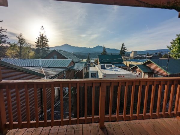 Bridge of the Gods Motel, RV Park and Cabins