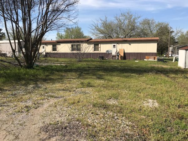 Plaza Mobile Home Park