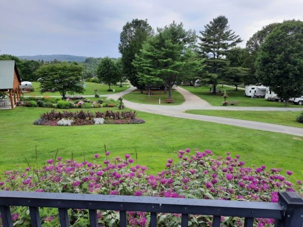 The Lantern Resort Motel & Campground