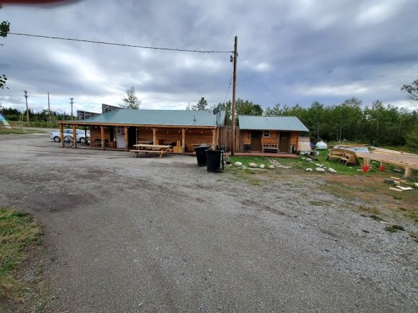 Leaning Tree Café and Campground