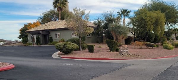 Boulder Oaks RV Resort