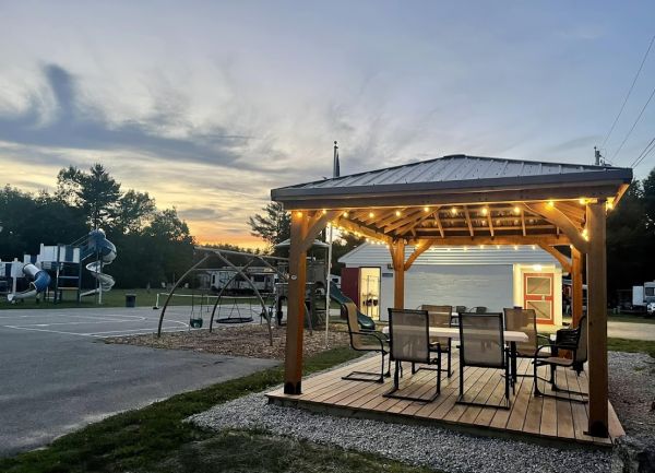 Silver Springs Campground and Cottages