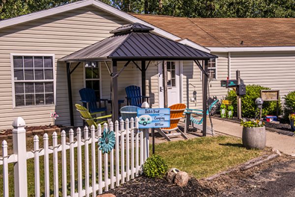 Dutch Treat Camping & Reservation