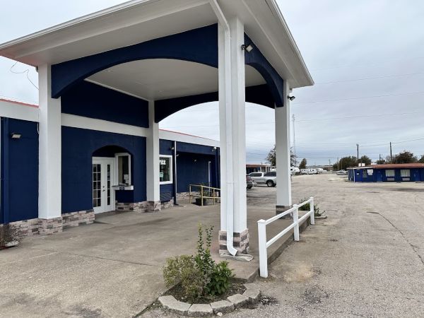 Apollo Lodge and RV Park - Fairfield TX