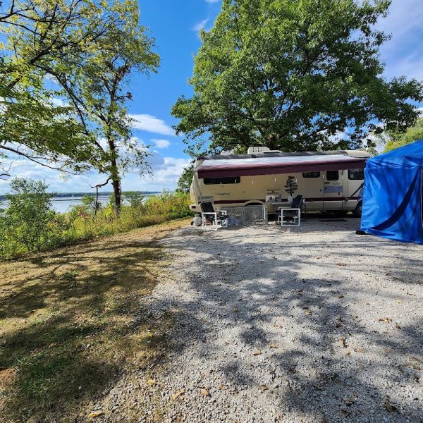 Saylorville Lake Cherry Glen