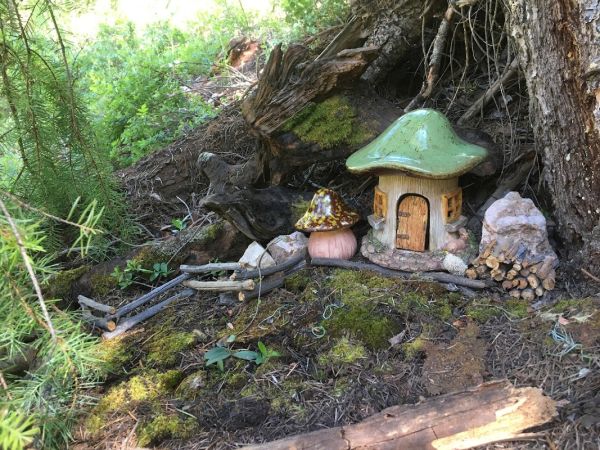 Whispering Pines: Covered Wagon Resort