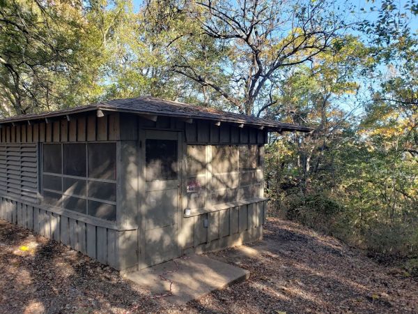Deer Haven Screened Shelters