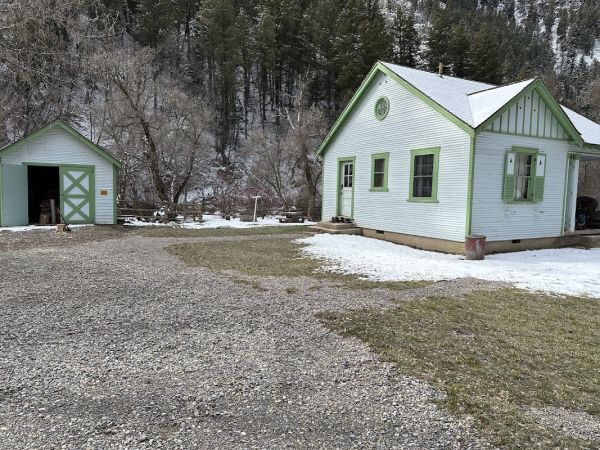BLACKSMITH FORK GUARD STATION