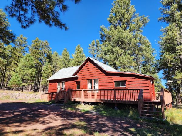 Spring Valley Cabin & Bunkhouse