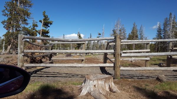 THREE CREEKS MEADOW CAMPGROUND