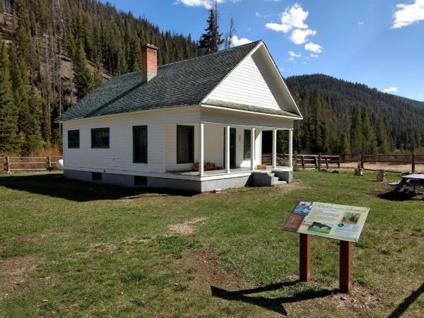 YELLOWJACKET GUARD STATION