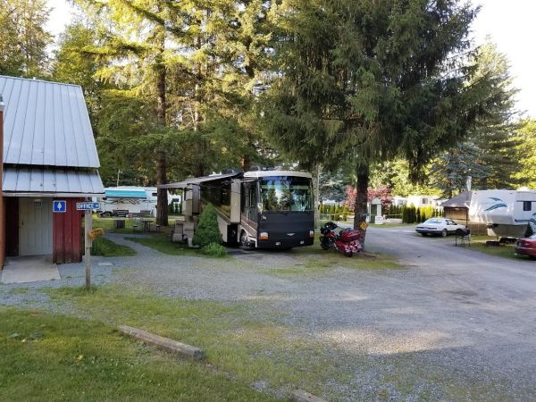 Cascade Kamloops Trout Farm & RV Park