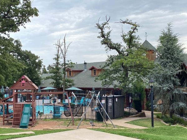 Twin Fountains RV Resort