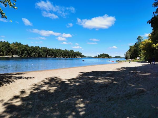 Charleston Lake Campground - Bob's Cove