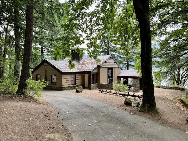 Eagle Creek Overlook Group Campground
