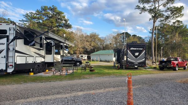 Lake Aire RV Park