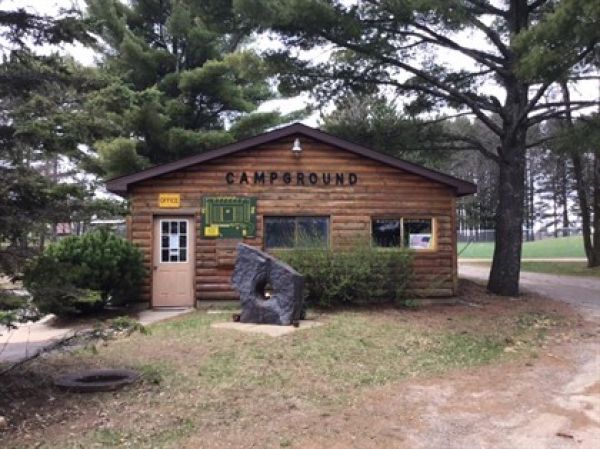 Iron Trail RV Park & Campground & Laundry